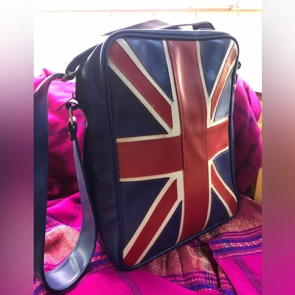 Union Jack Blue and Red Men's Bag - Picture 15 of 16